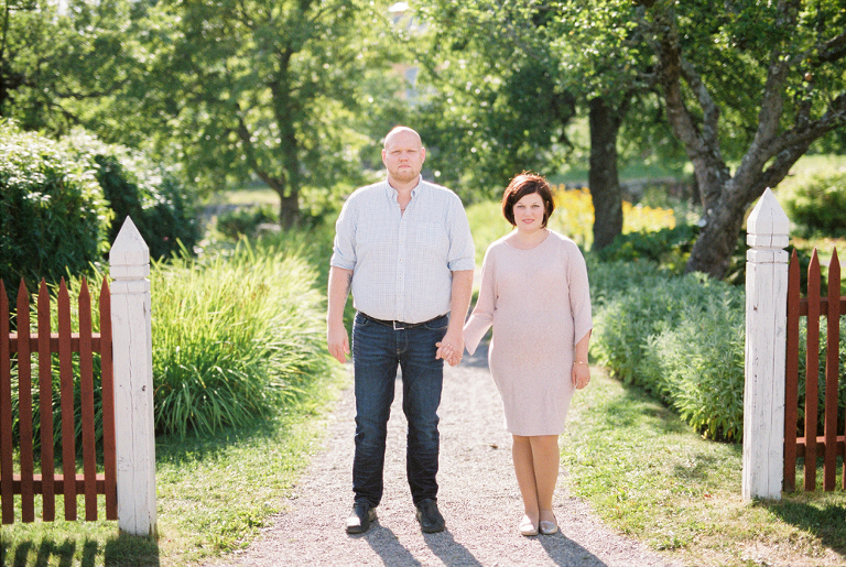 maternity photos on film